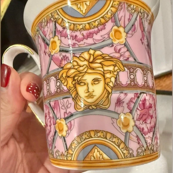 RARE Versace Rosenthal Collab Gold Trim Pink & Blue Mug Set New in Box - Picture 8 of 15